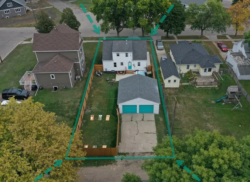 27 Division ST N, Clara City, MN 56222