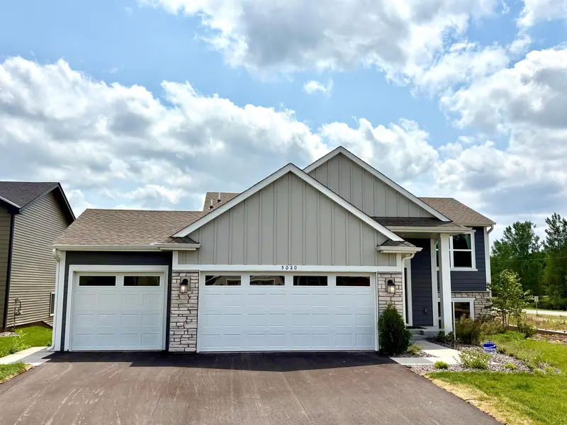 5020 87th ST NE, Monticello, MN 55362