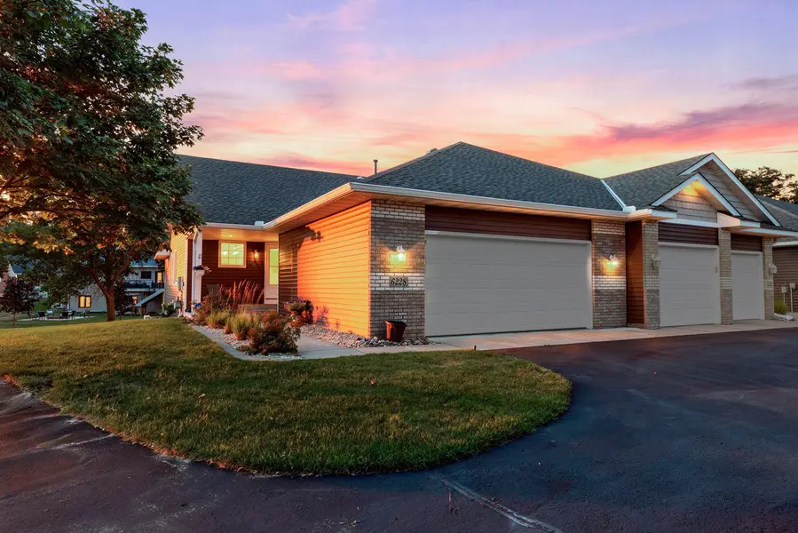 6228 Creekview LN N, Brooklyn Park, MN 55443