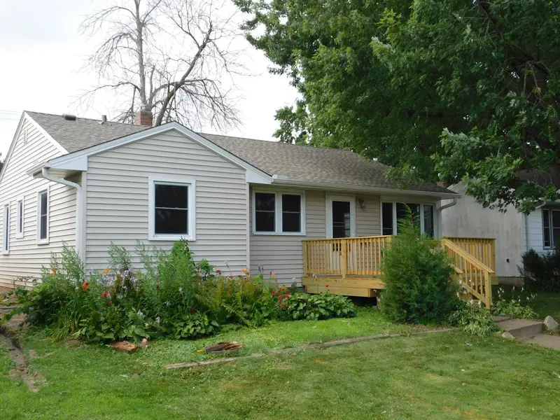 1940 Hoyt AVE E, Saint Paul, MN 55119
