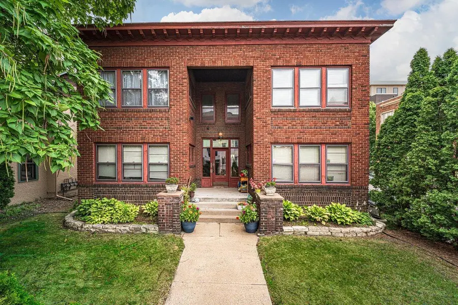 2895 James AVE S #4, Minneapolis, MN 55408