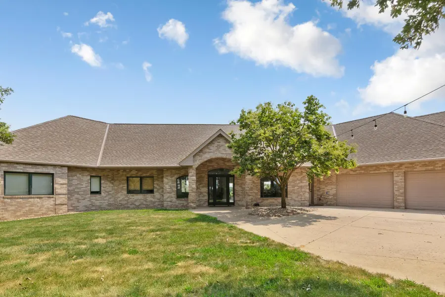 8087 SW 23rd AVE, Owatonna, MN 55060