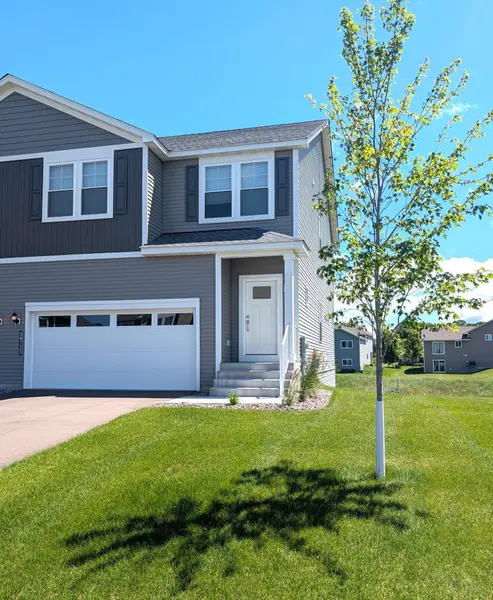 39723 Fallbrook AVE, North Branch, MN 55056