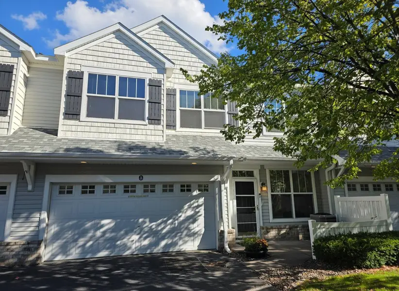 1611 Woodlynn AVE #3, Maplewood, MN 55109