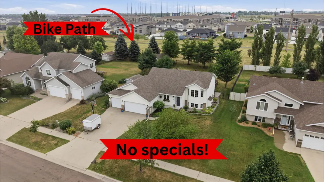 3526 46th AVE S, Fargo, ND 58104