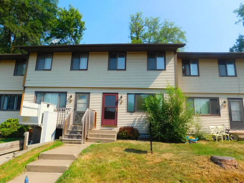 1477 Arkwright ST #C, Saint Paul, MN 55130