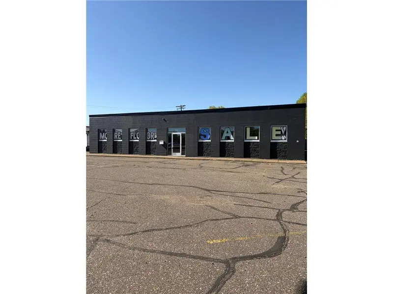 3060 Coon Rapids BLVD NW, Coon Rapids, MN 55433