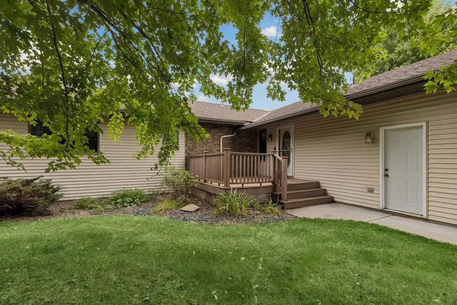 536 Raider DR, Hudson, WI 54016