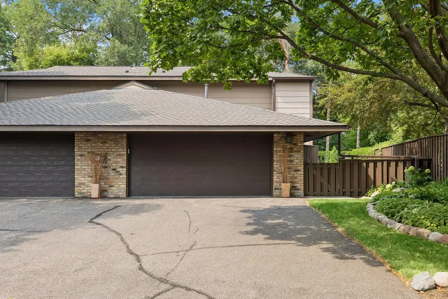 17640 Breconwood RD, Minnetonka, MN 55391