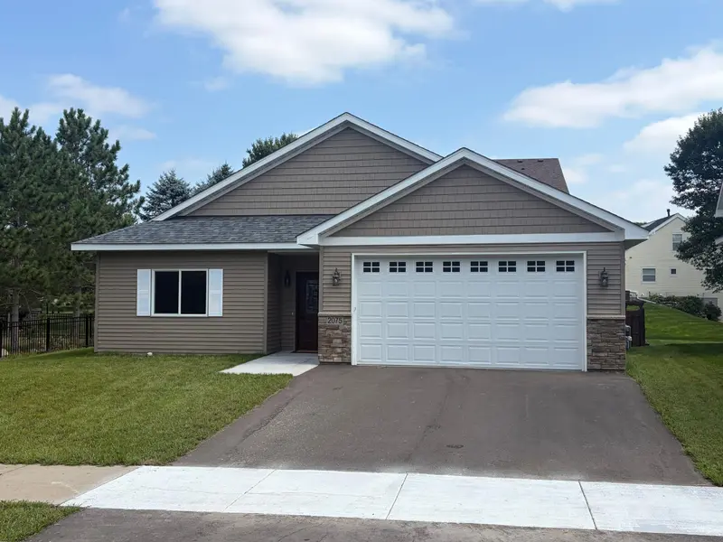 2075 Langston LN NE, Saint Michael, MN 55376