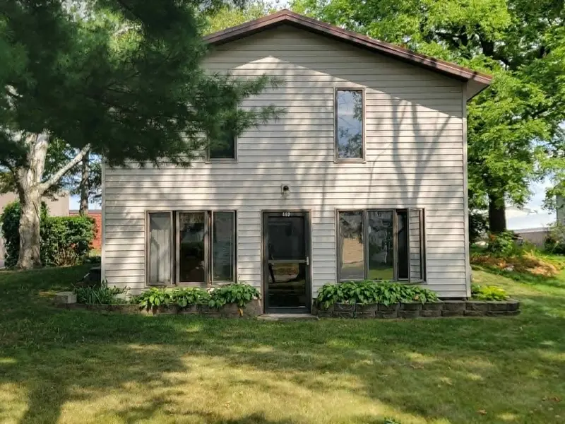 460 4th AVE S, Isle, MN 56342