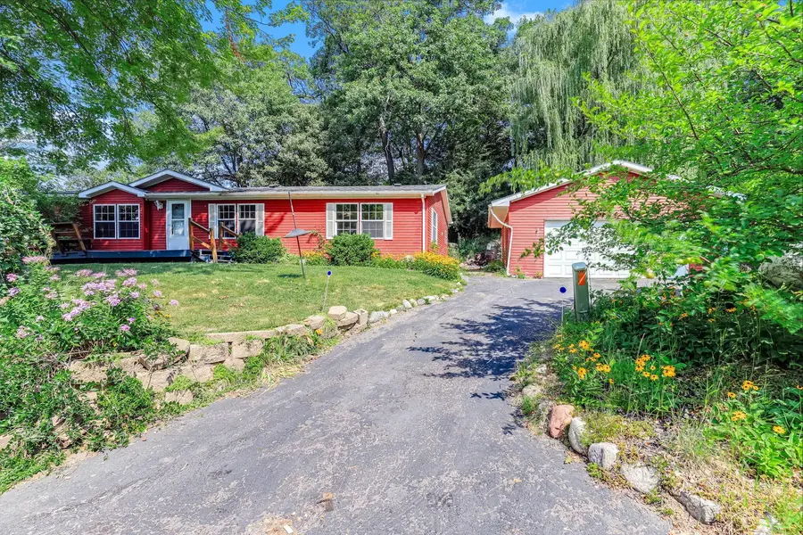 1801 Goldfinch PL, Buffalo, MN 55313