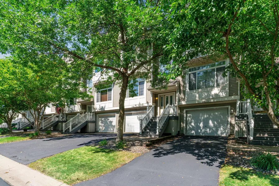 8829 Brunswick PATH #1204, Inver Grove Heights, MN 55076