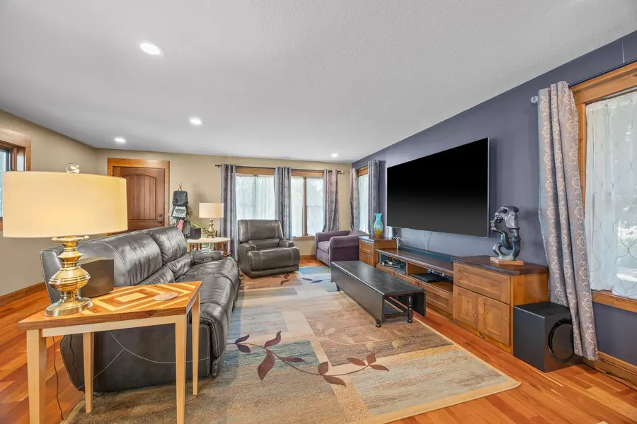 318 4th ST NE, Minneapolis, MN 55413