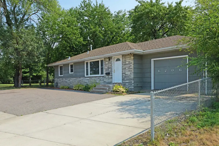6206 Brooklyn BLVD, Brooklyn Center, MN 55429
