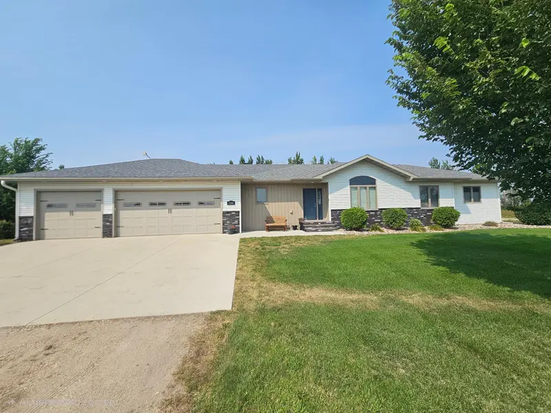 7580 Country Creek RD, Wahpeton, ND 58075