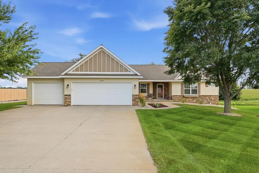 2759 11th AVE SE, Willmar, MN 56201