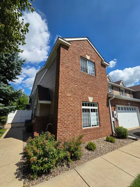 18442 Lafayette WAY #628E, Lakeville, MN 55044