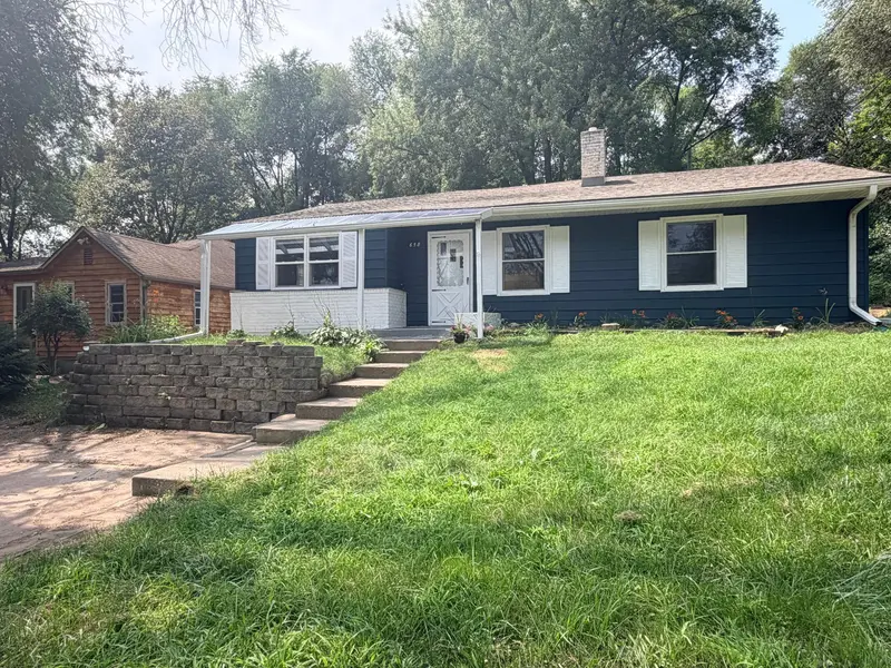 658 Gentry AVE N, Oakdale, MN 55128