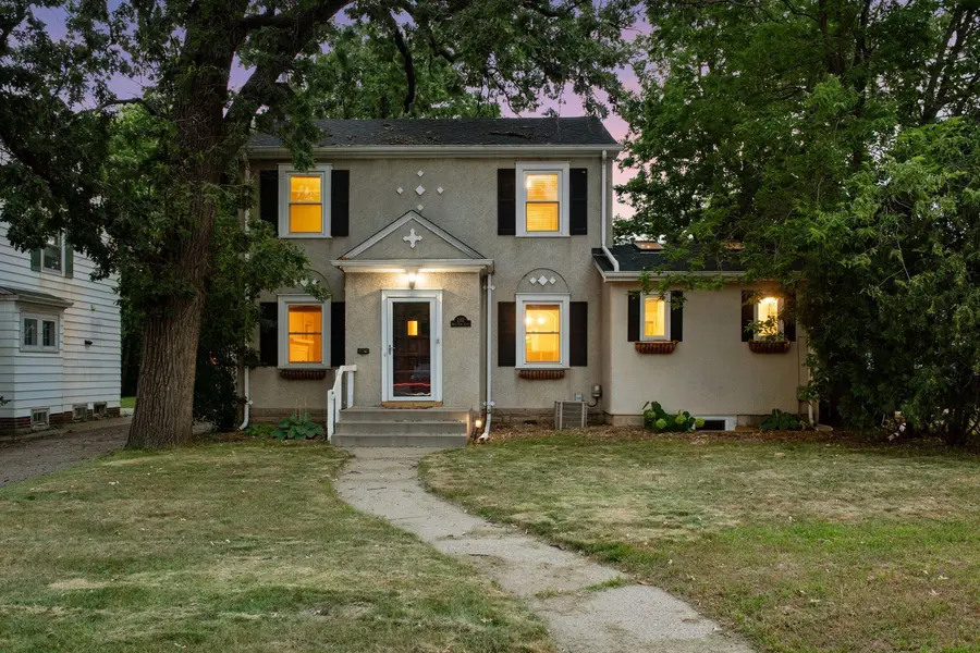 2312 W 54th ST, Minneapolis, MN 55410