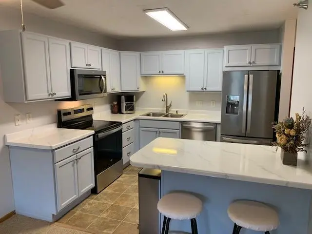 880 Lyn WAY #204, Hastings, MN 55033