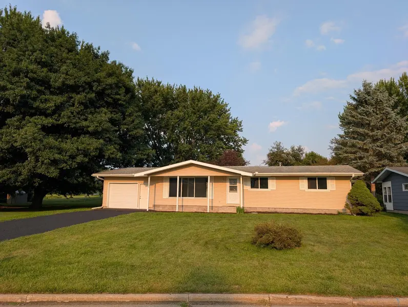 1390 6th AVE, Baldwin, WI 54002