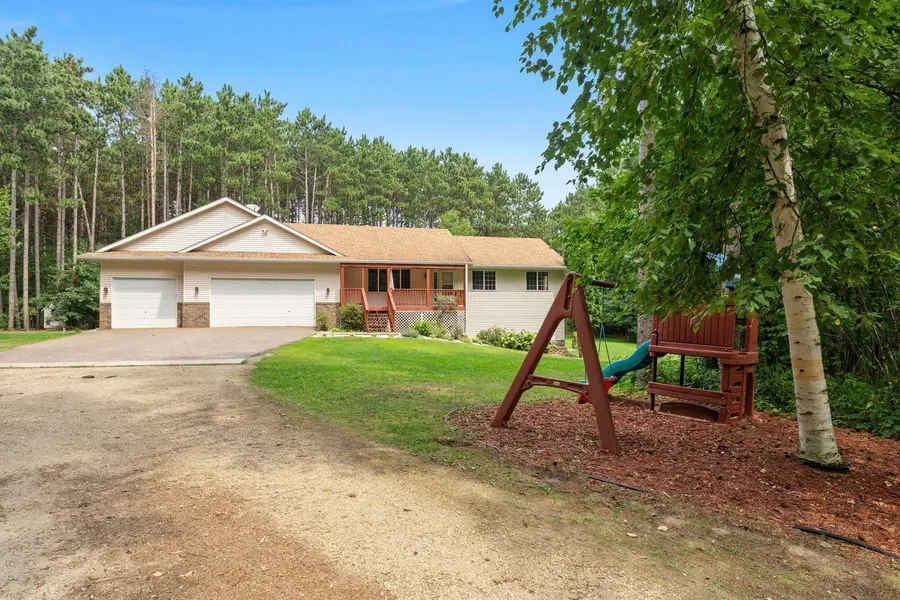 3089 320th AVE NW, Cambridge, MN 55008