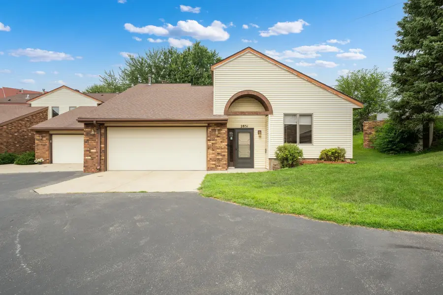 2831 26th ST NW, Rochester, MN 55901