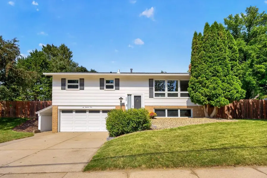 605 Elton Hills DR NW, Rochester, MN 55901