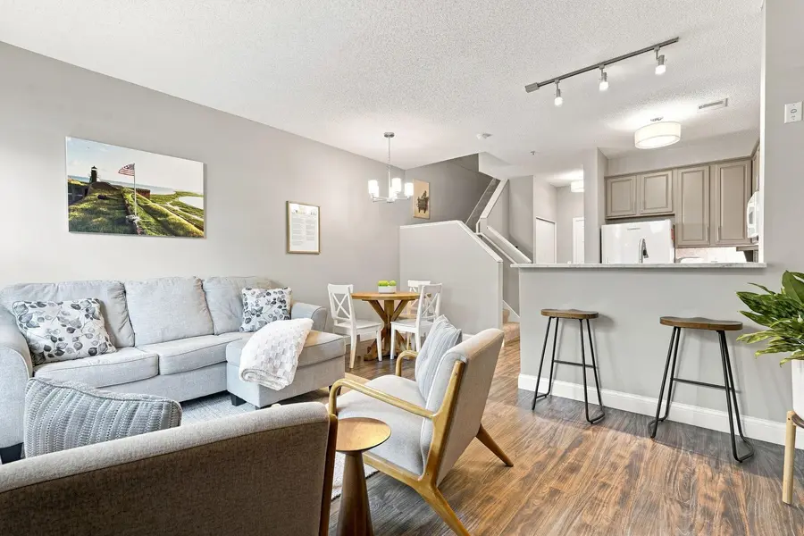 645 N 1st ST #129, Minneapolis, MN 55401