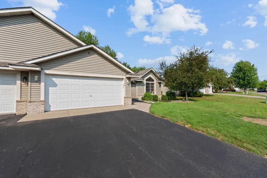 2964 Aldrich TRL, Woodbury, MN 55125