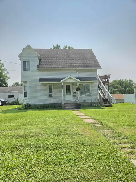 324 E 5th ST, Saint Charles, MN 55972