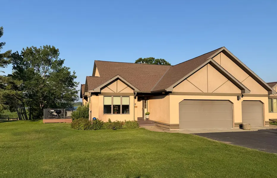 511 Irving Beach DR SW, Bemidji, MN 56601