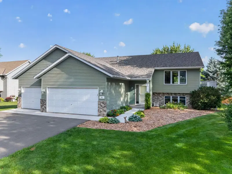 501 Carter DR, Northfield, MN 55057