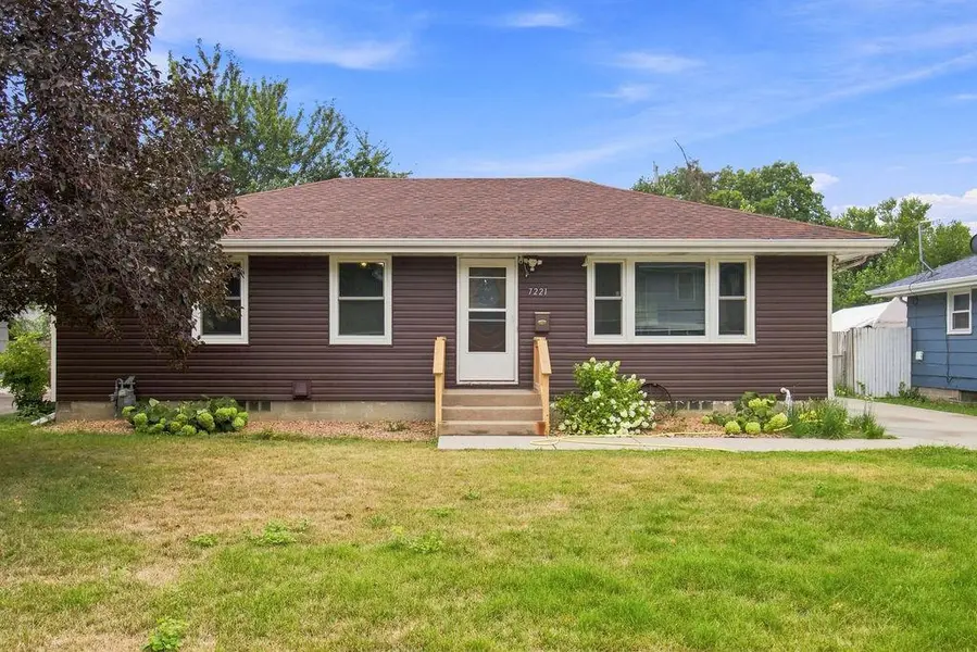 7221 16th AVE S, Richfield, MN 55423