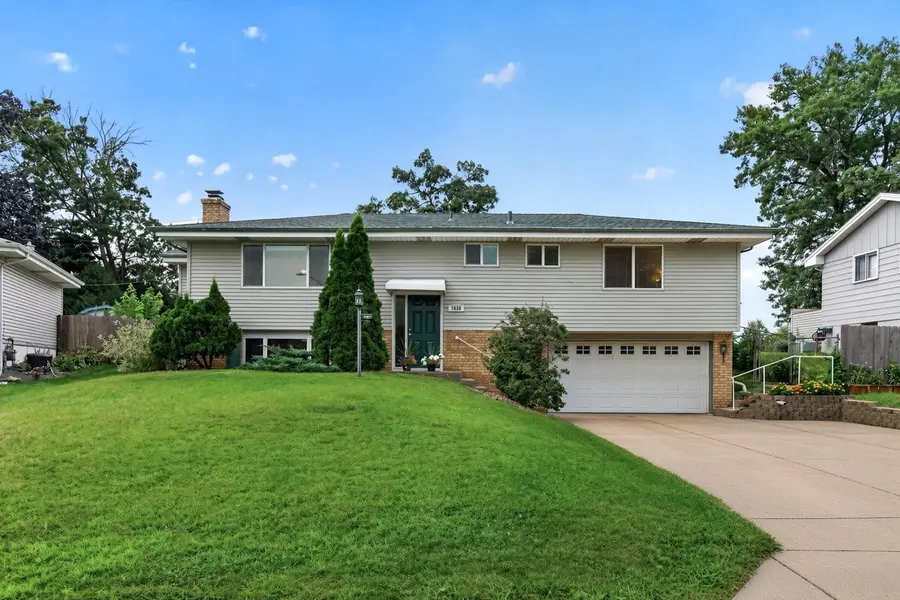 1630 Fairway DR NE, Columbia Heights, MN 55421
