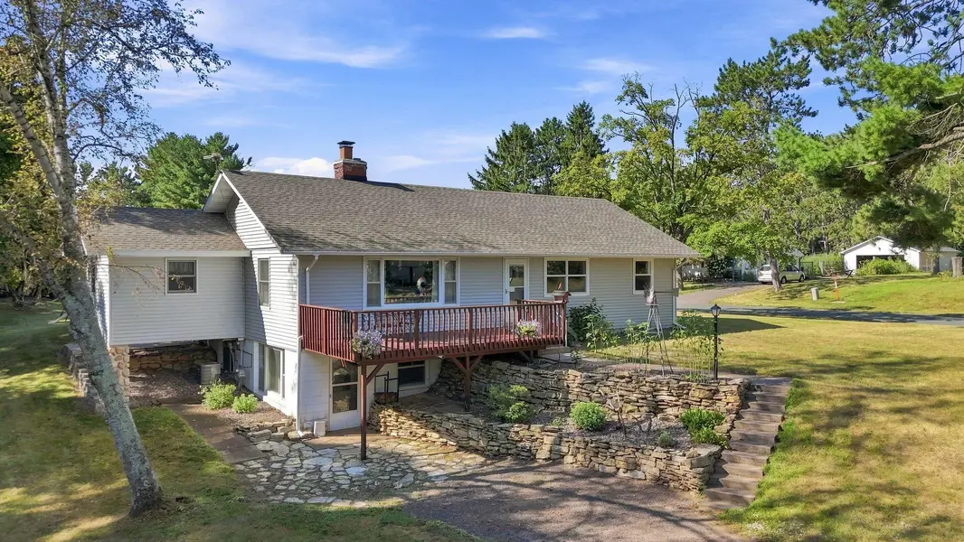407 1st AVE W, Balsam Lake, WI 54810
