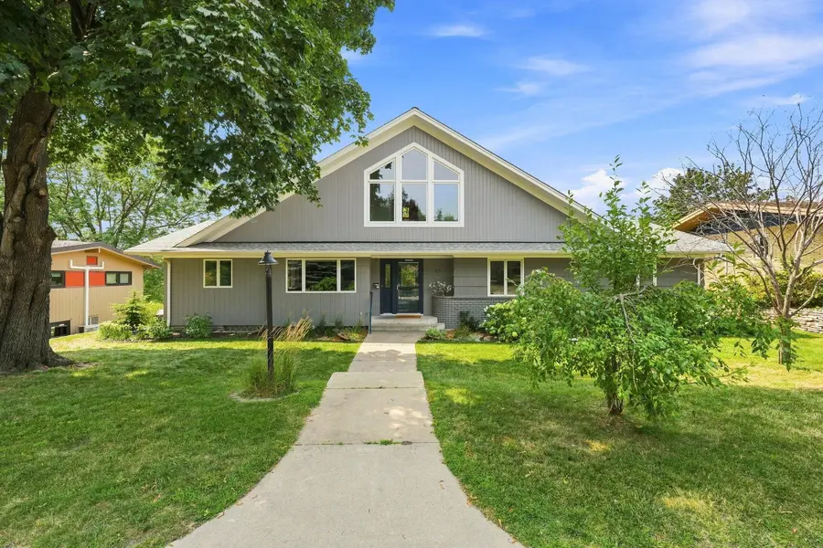 29 Orme CT, Saint Paul, MN 55116