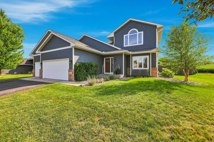 800 Griffing Park RD, Buffalo, MN 55313