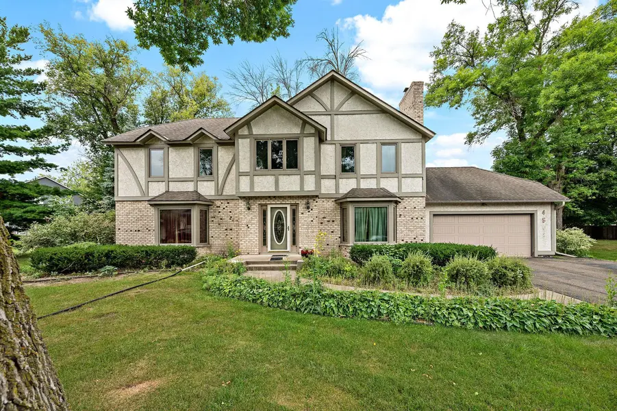 4505 Upland LN N, Plymouth, MN 55446