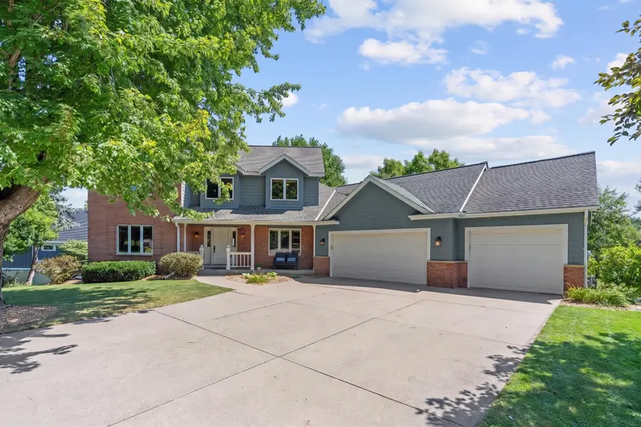 7531 Erie AVE, Chanhassen, MN 55317