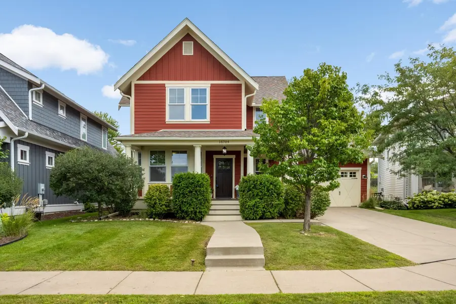 15704 Duck Pond WAY, Apple Valley, MN 55124