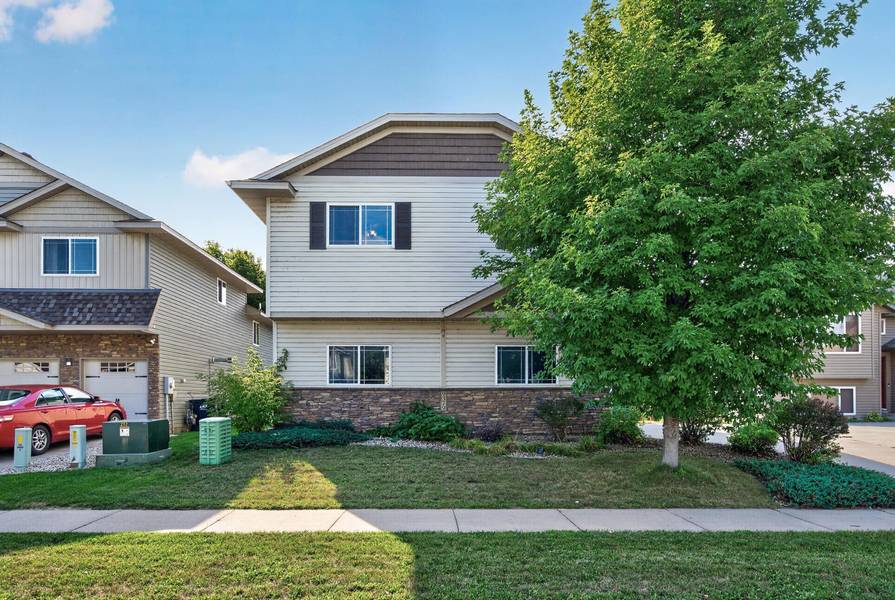 9379 Goodrich DR, Monticello, MN 55362