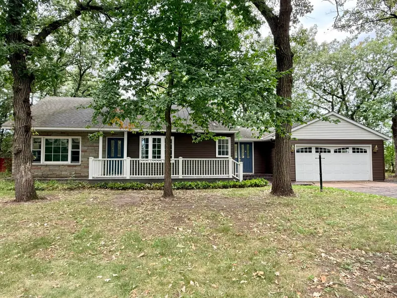 32841 River Oaks LN, Saint Cloud, MN 56303