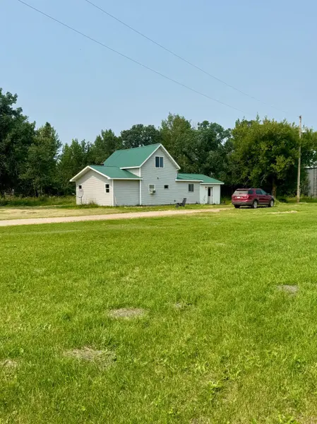 26571 260th ST, Badger, MN 56714