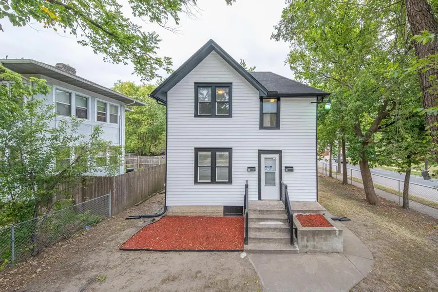 2400 Emerson AVE N, Minneapolis, MN 55411