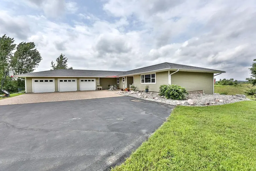 175 250th ST N, Hawley, MN 56549