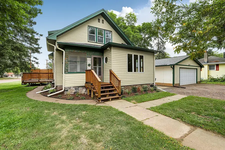 555 2nd AVE NW, Milaca, MN 56353