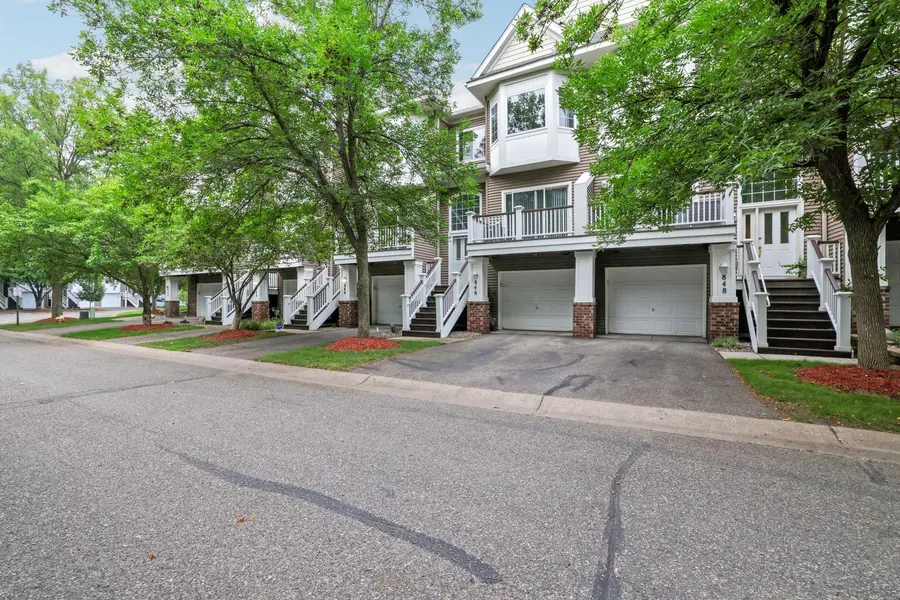 846 Trenton LN N, Plymouth, MN 55441