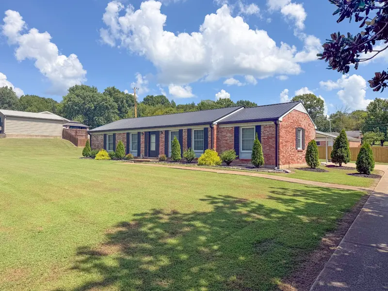 201 Glendale Dr, Pulaski, TN 38478